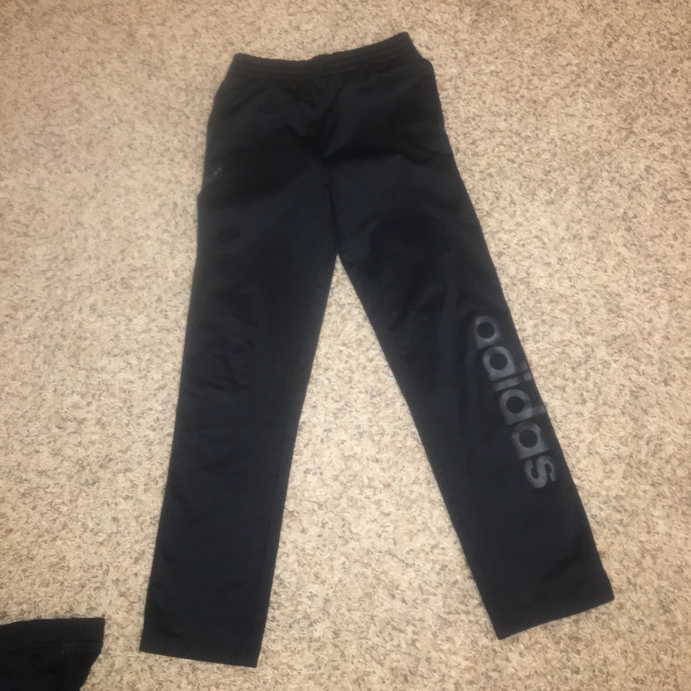 woman's adidas large sweatpants
